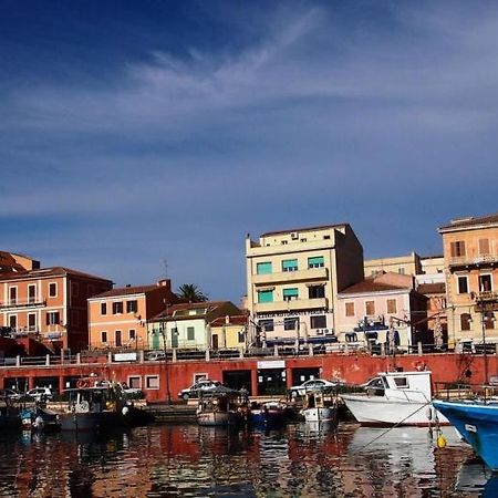 Bed and Breakfast Le Scalette La Maddalena  Zewnętrze zdjęcie