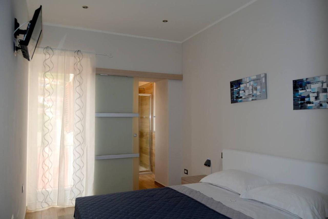 Bed and Breakfast Le Scalette La Maddalena  Zewnętrze zdjęcie