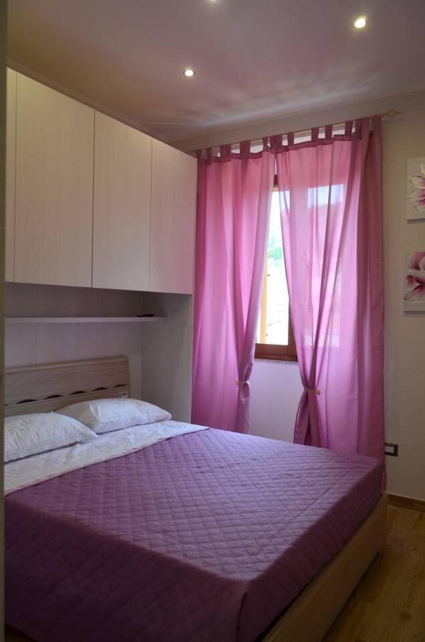 Bed and Breakfast Le Scalette La Maddalena  Zewnętrze zdjęcie